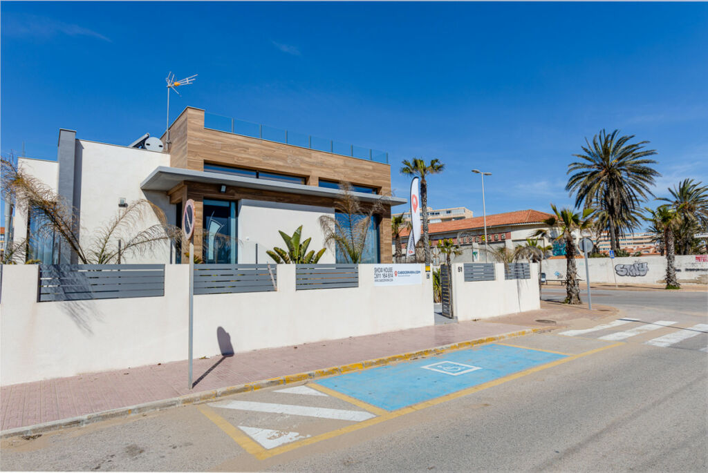 Detached Villa Torrevieja Alicante - image 55