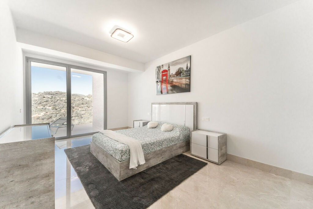 Detached Villa Los Arqueros Málaga - image 55