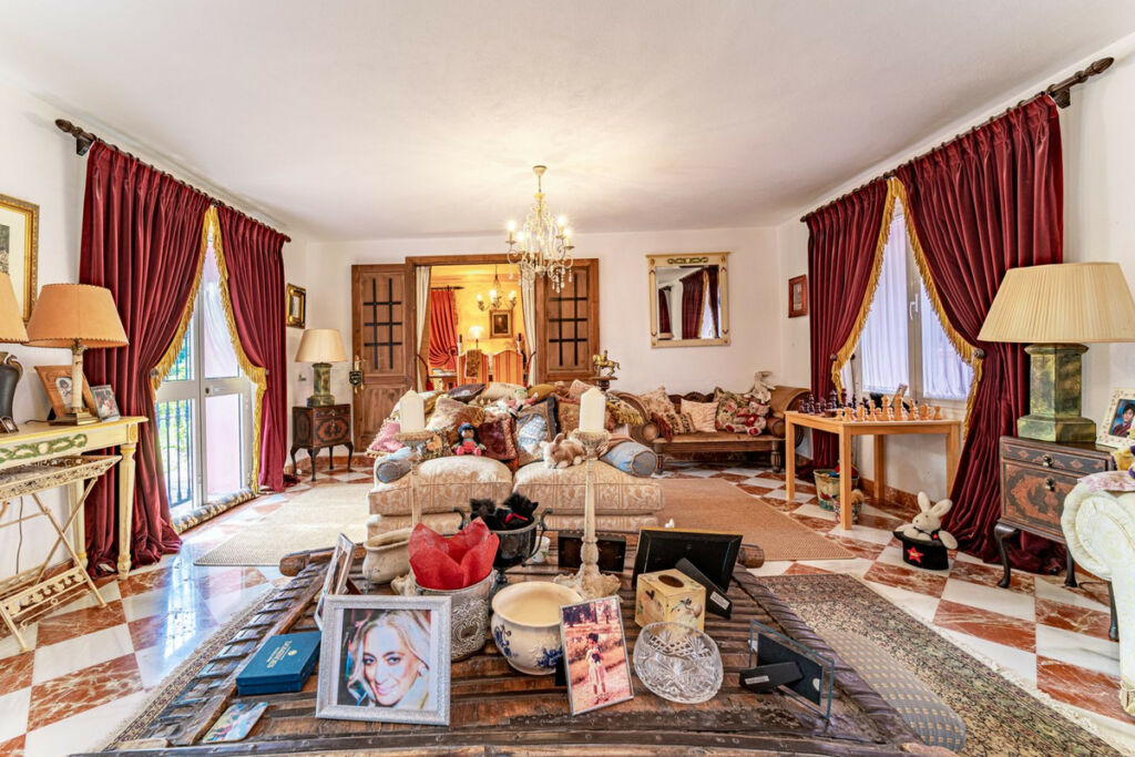 Detached Villa Benahavís Málaga - image 55