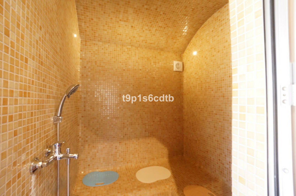 Detached Villa Monda Málaga - image 57