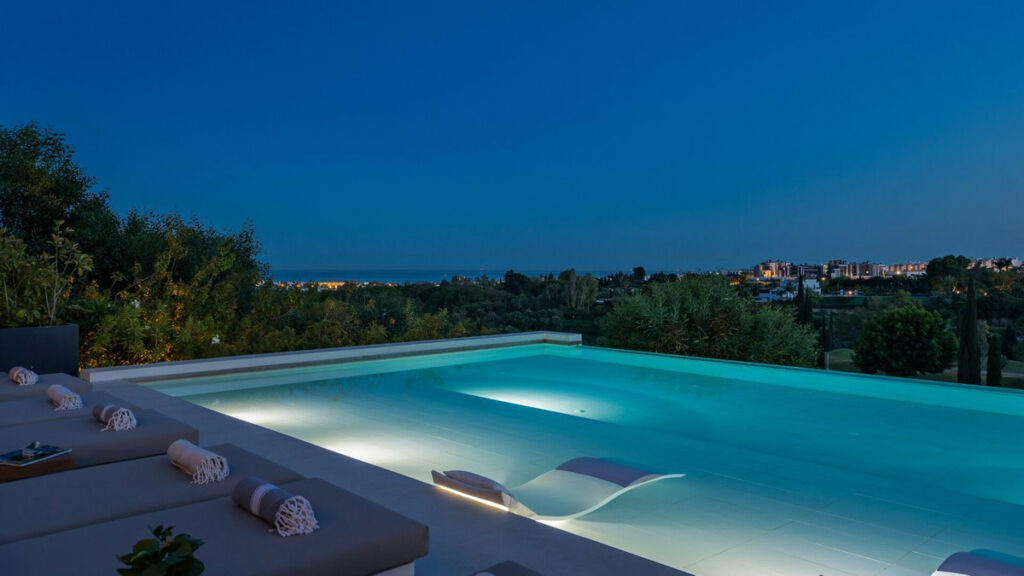 Detached Villa Benahavís Málaga - image 58