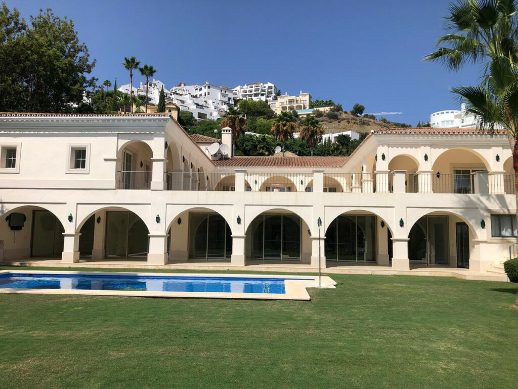 Detached Villa Los Arqueros Málaga - image 57
