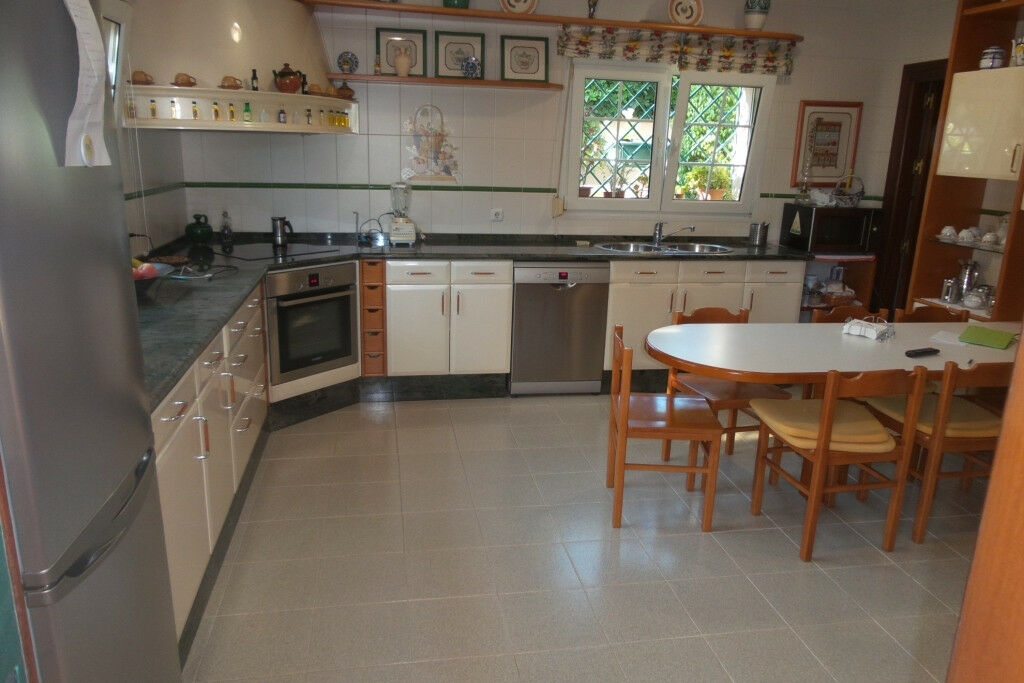 Detached Villa Alhaurín de la Torre Málaga - image 6