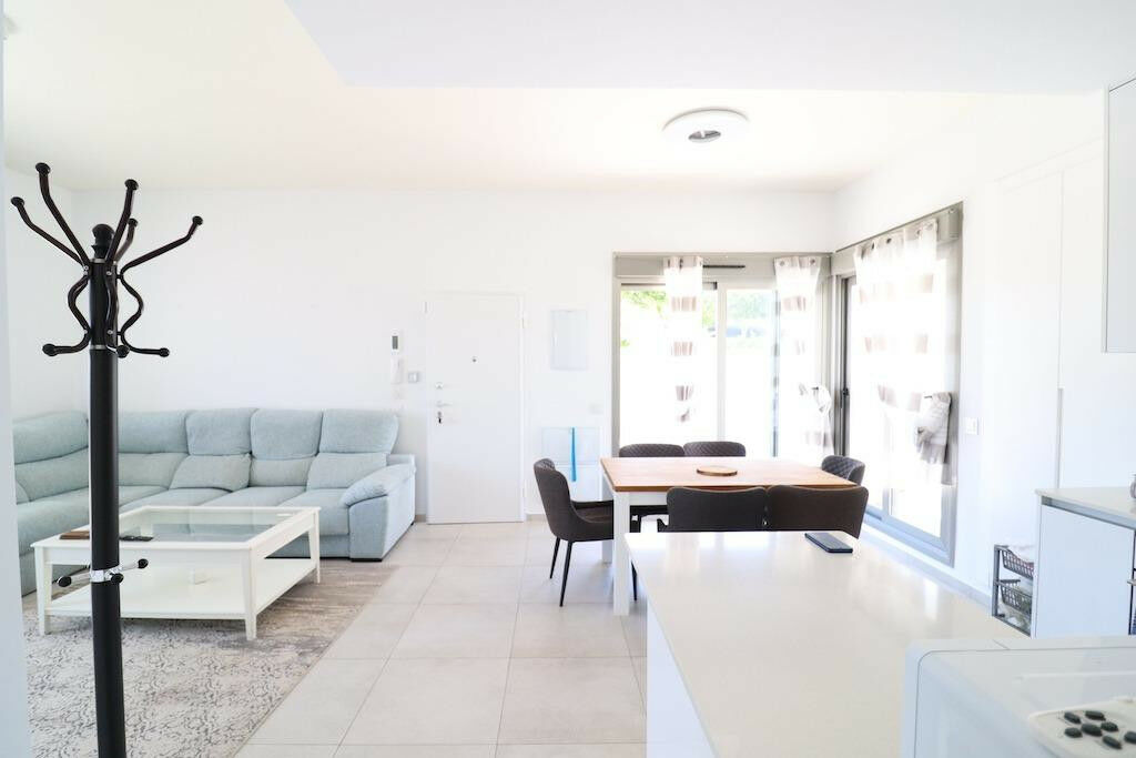 Detached Villa San Miguel de Salinas Alicante - image 6