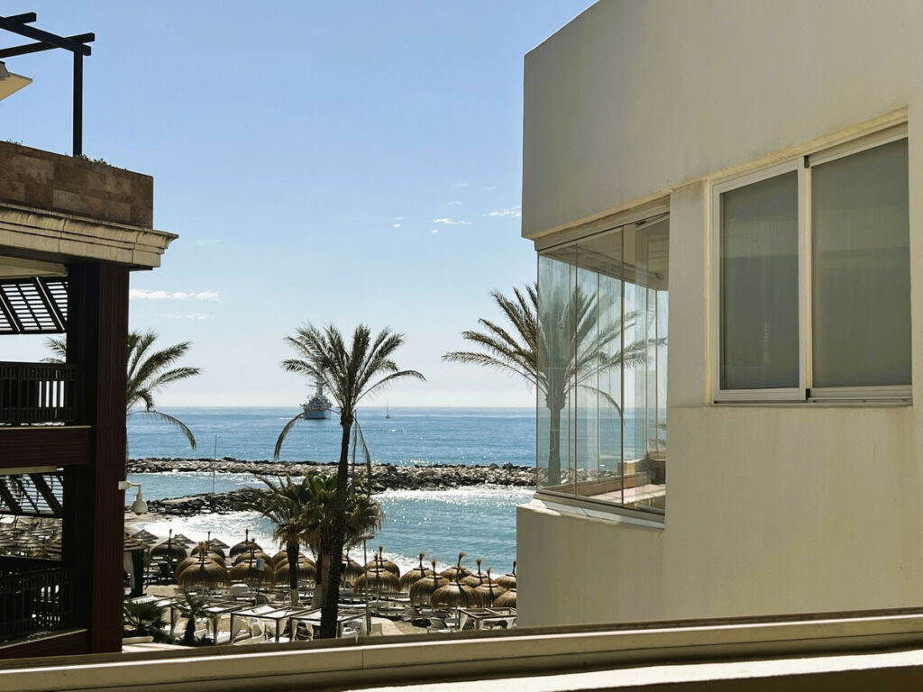 Middle Floor Apartment Puerto Banús Málaga - image 6