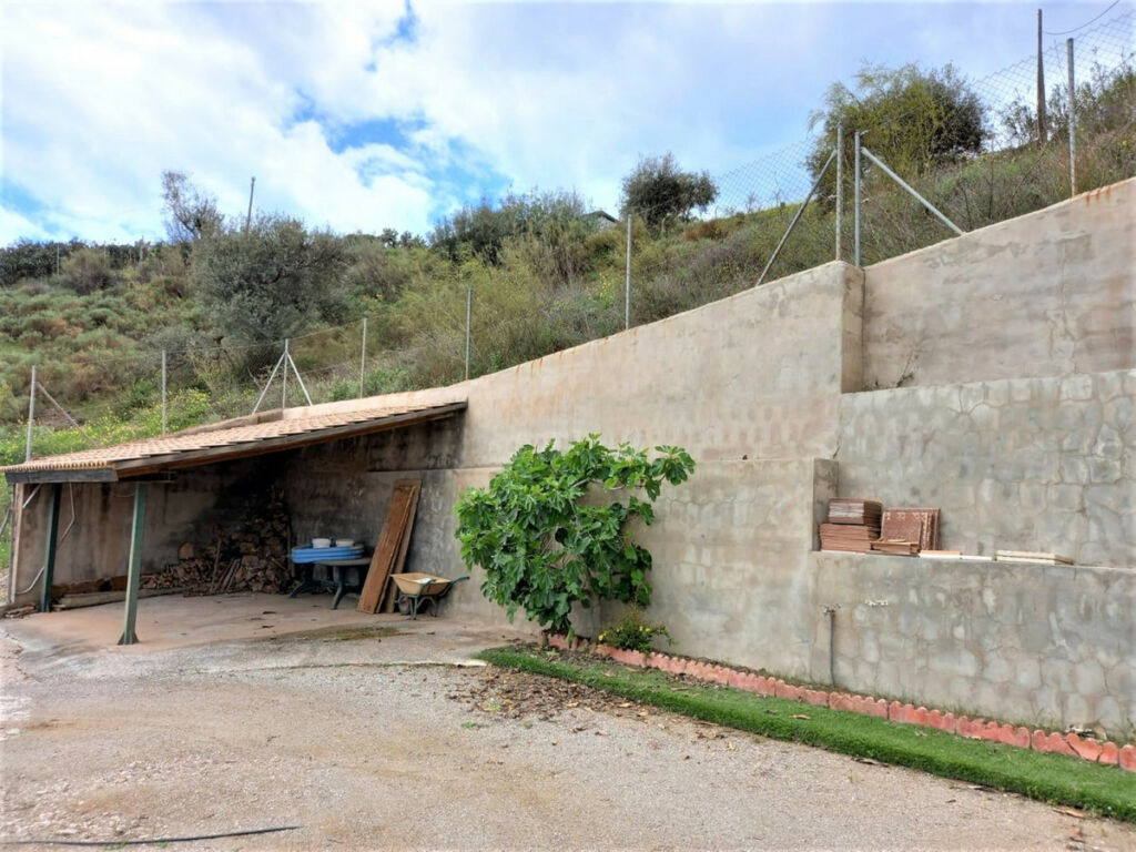Detached Villa Almayate Málaga - image 6