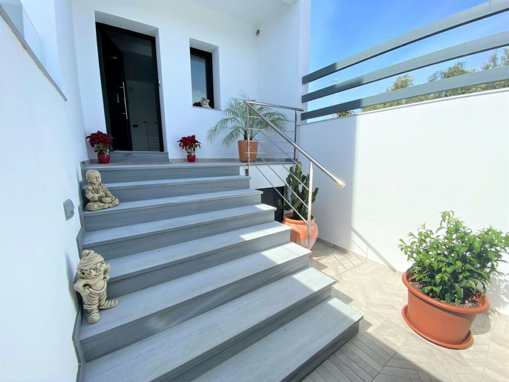 Detached Villa Nerja Málaga - image 6