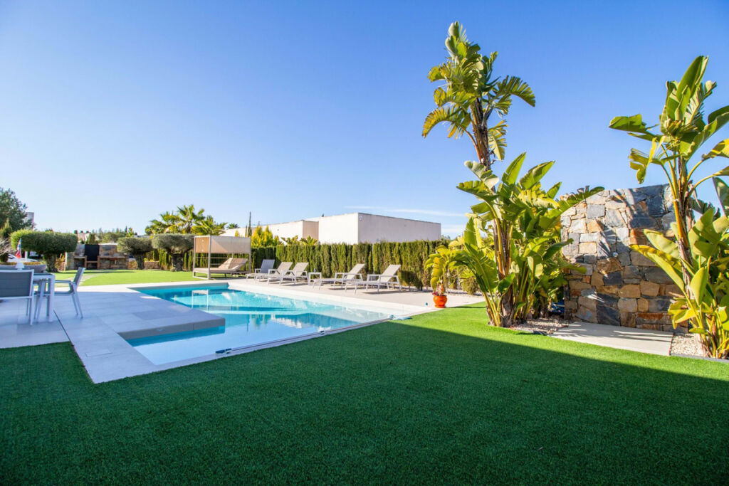 Detached Villa Las Colinas Golf Alicante - image 6