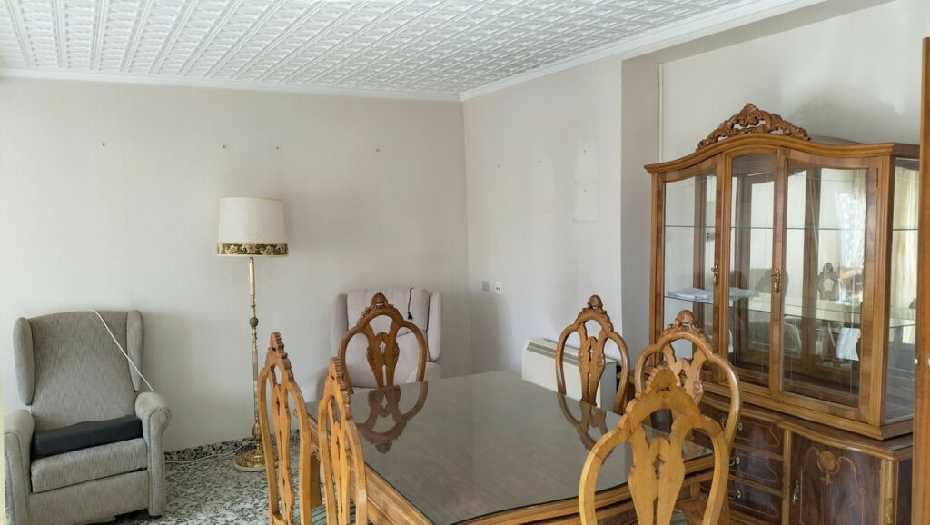 Middle Floor Apartment Sax Alicante - image 6