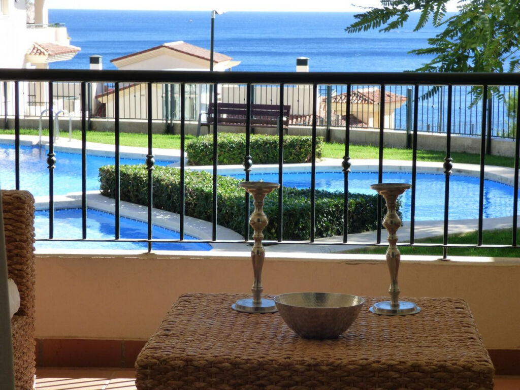 Middle Floor Apartment Altea Alicante - image 6