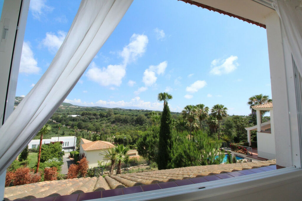 Detached Villa Sotogrande Alto Cádiz - image 30