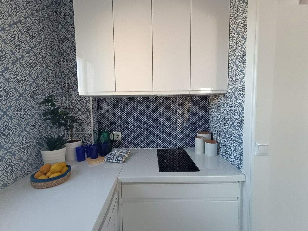 Middle Floor Apartment Aguas Nuevas Alicante - image 6