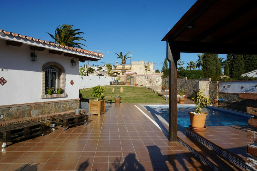 Detached Villa Caleta de Vélez Málaga - image 6