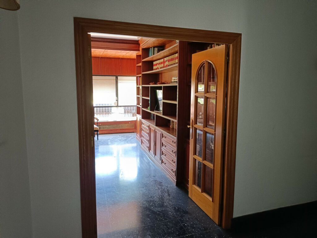 Middle Floor Apartment Murcia City Murcia - image 6
