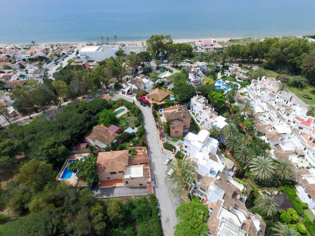 Residential Plot Marbella Málaga - image 6