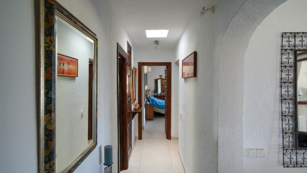 Detached Villa Javea Alicante - image 6