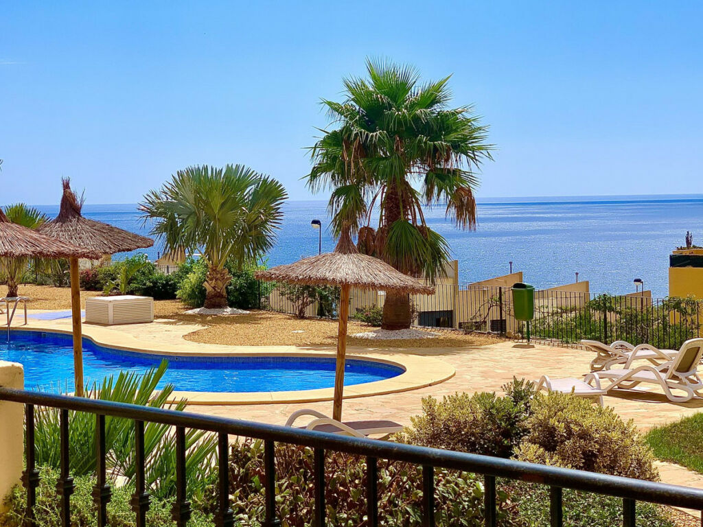 Middle Floor Apartment Altea Alicante - image 6
