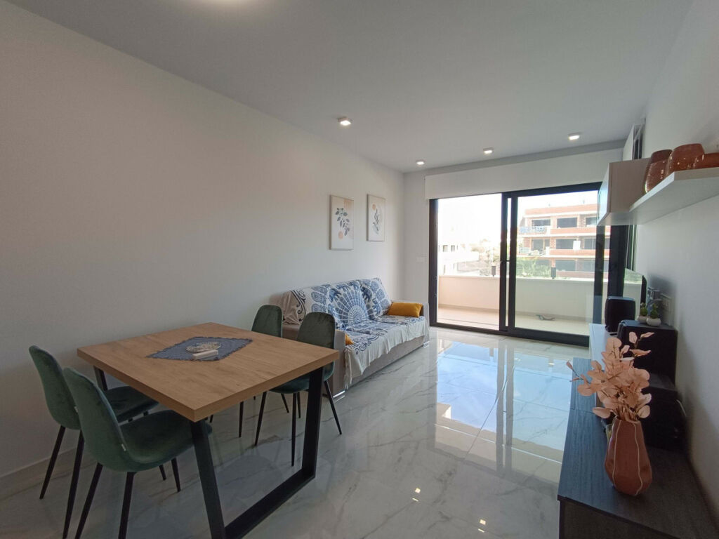 Middle Floor Apartment Playa Flamenca Alicante - image 6