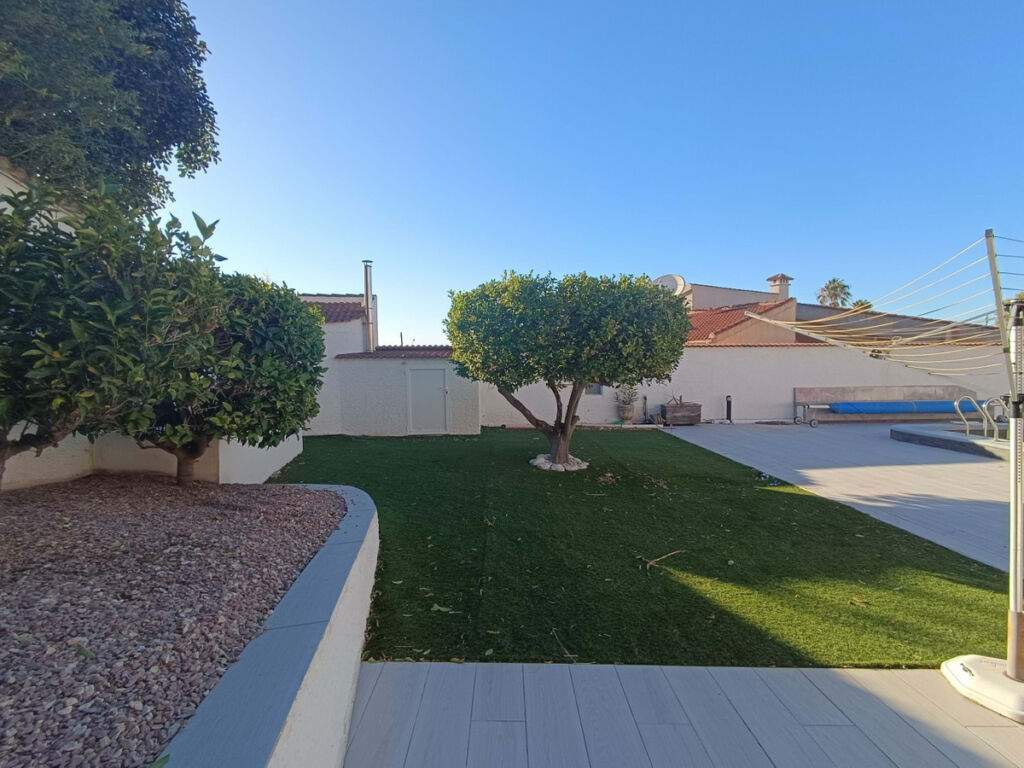 Detached Villa Ciudad Quesada Alicante - image 6