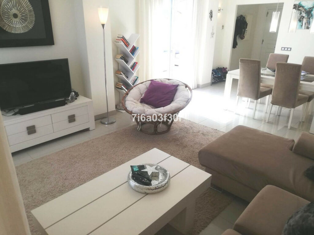 Penthouse New Golden Mile Málaga - image 6