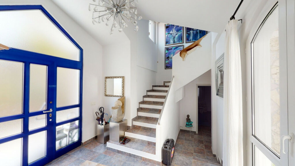 Detached Villa Sayalonga Málaga - image 6