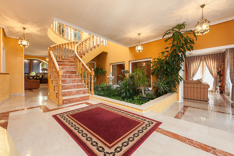 Detached Villa Benalmadena Málaga - image 6