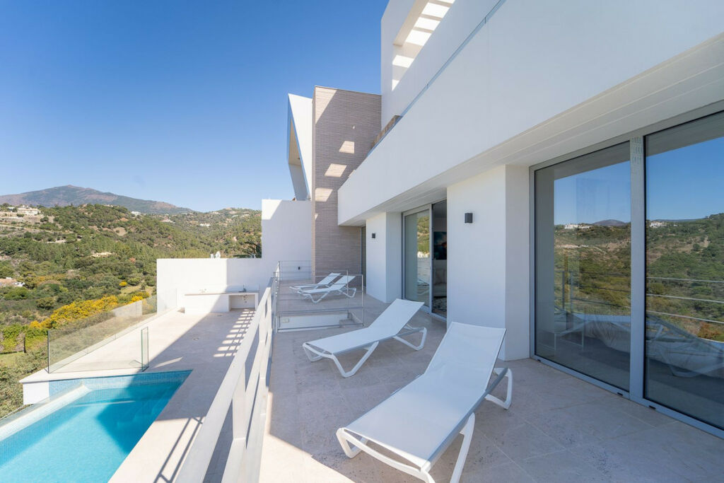 Detached Villa Los Arqueros Málaga - image 61