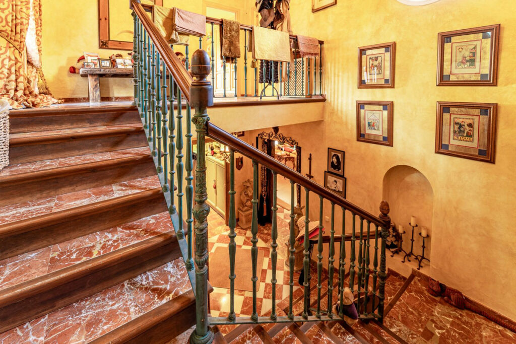 Detached Villa Benahavís Málaga - image 63