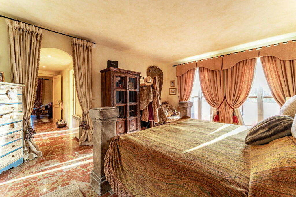 Detached Villa Benahavís Málaga - image 68
