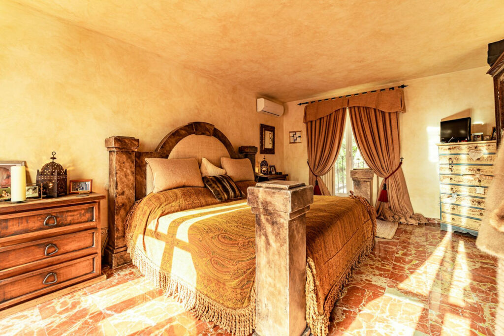 Detached Villa Benahavís Málaga - image 69