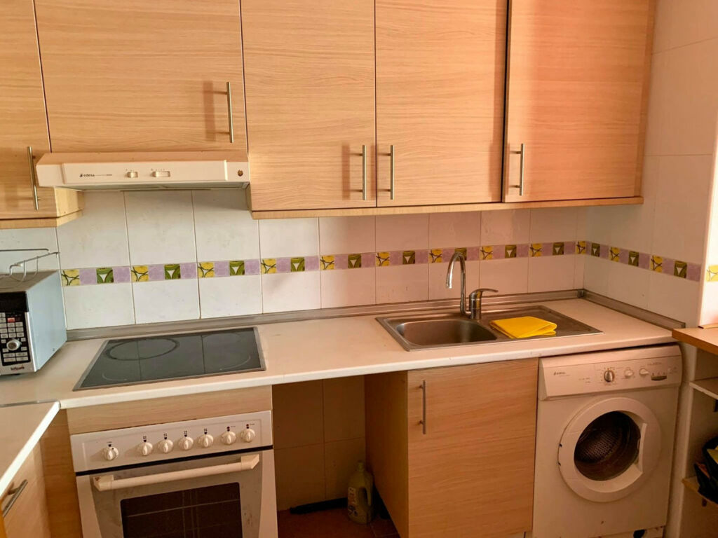 Middle Floor Apartment Guardamar del Segura Alicante - image 7