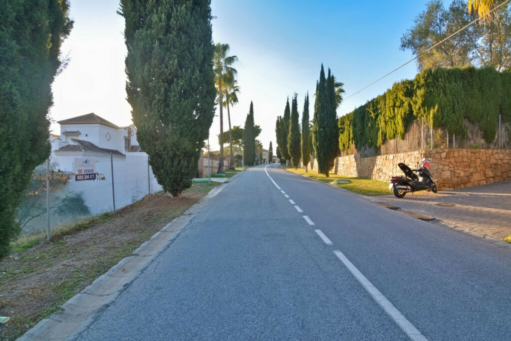Residential Plot Mijas Golf Málaga - image 7