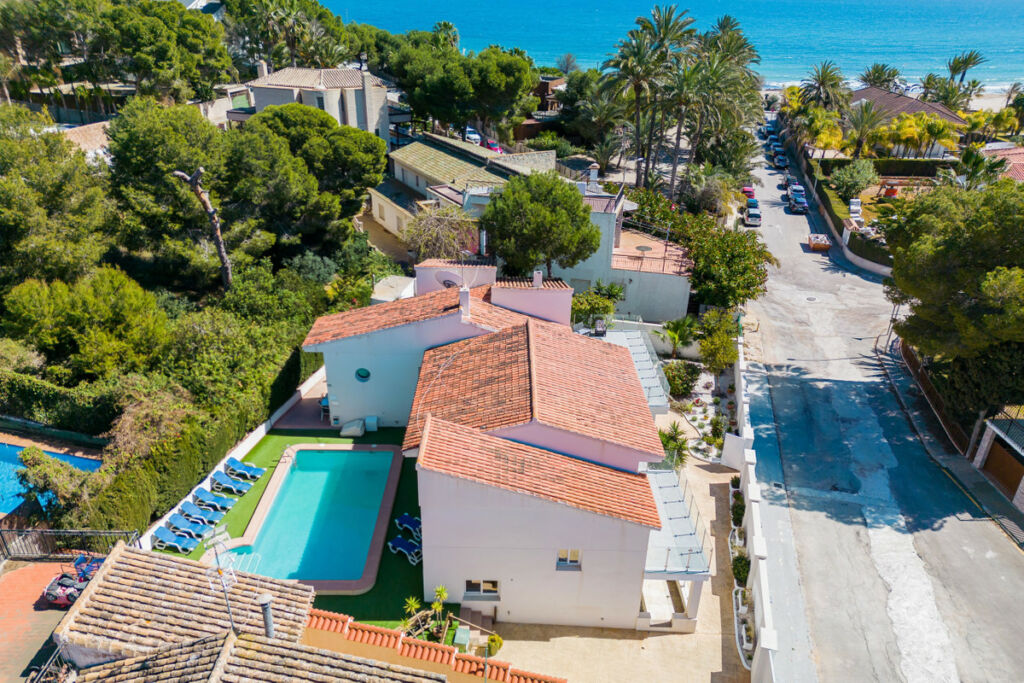 Detached Villa Dehesa de Campoamor Alicante - image 7
