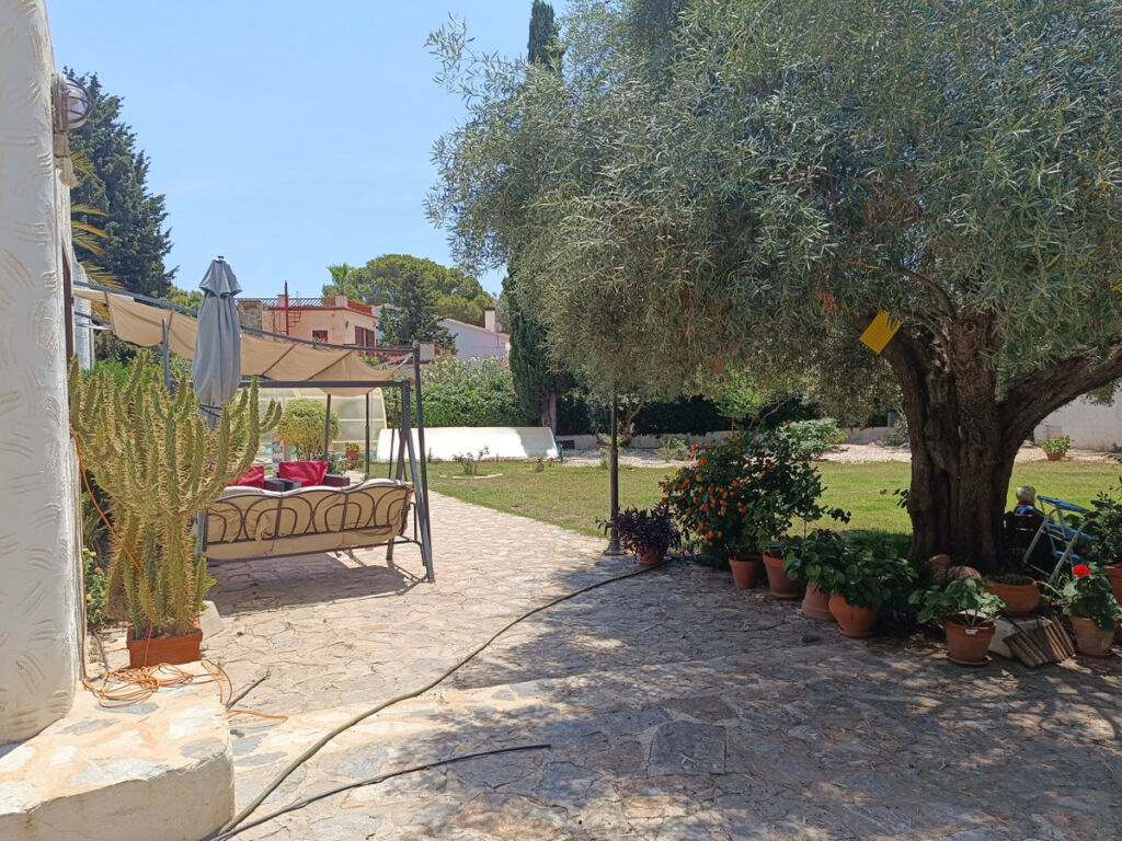 Detached Villa Cabo Roig Alicante - image 7