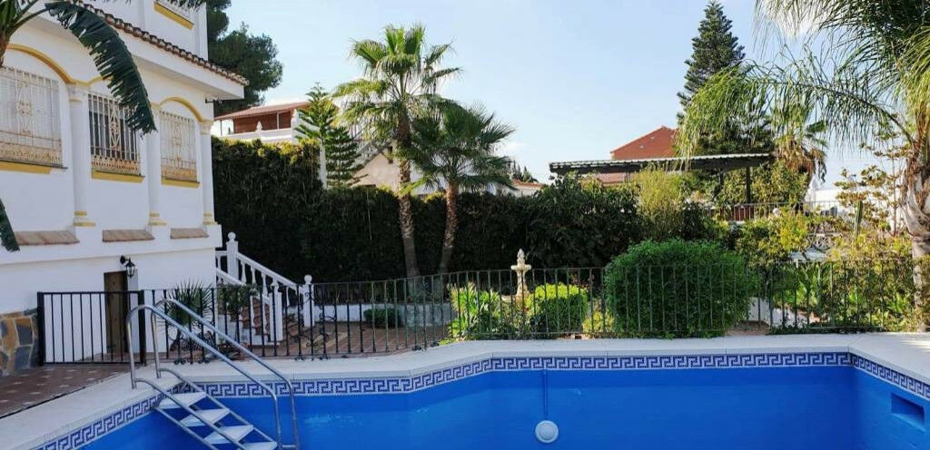 Detached Villa Alhaurín de la Torre Málaga - image 7