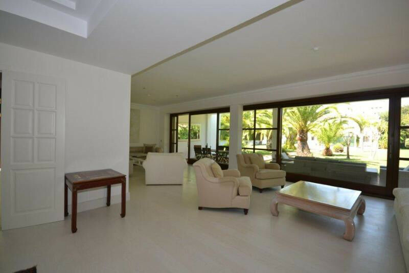 Detached Villa Guadalmina Baja Málaga - image 7