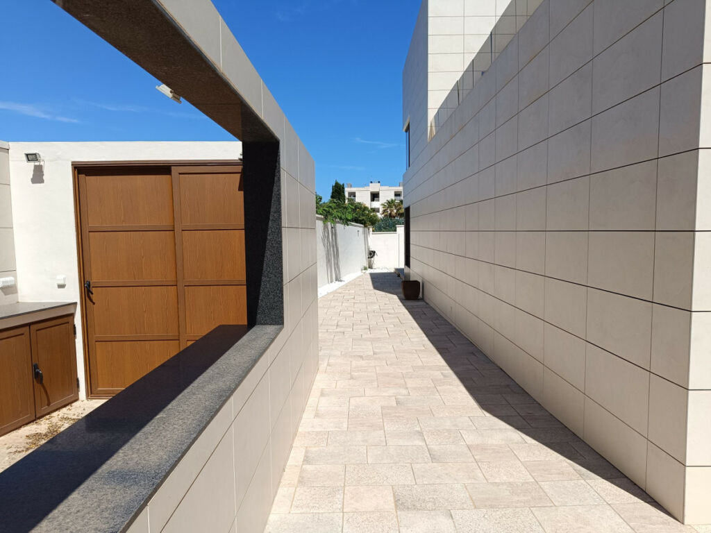 Detached Villa La Mata Alicante - image 7