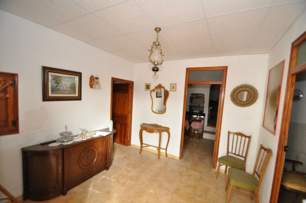 Detached Villa Chinorlet Alicante - image 7