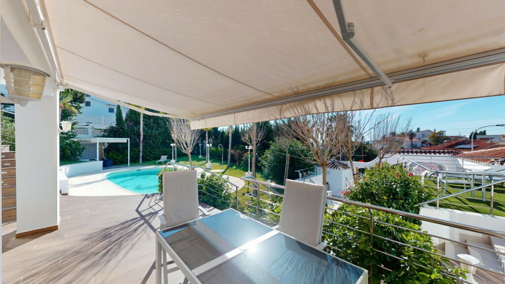 Detached Villa Caleta de Vélez Málaga - image 7
