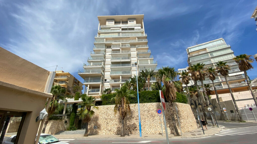 Middle Floor Apartment Calpe Alicante - image 7