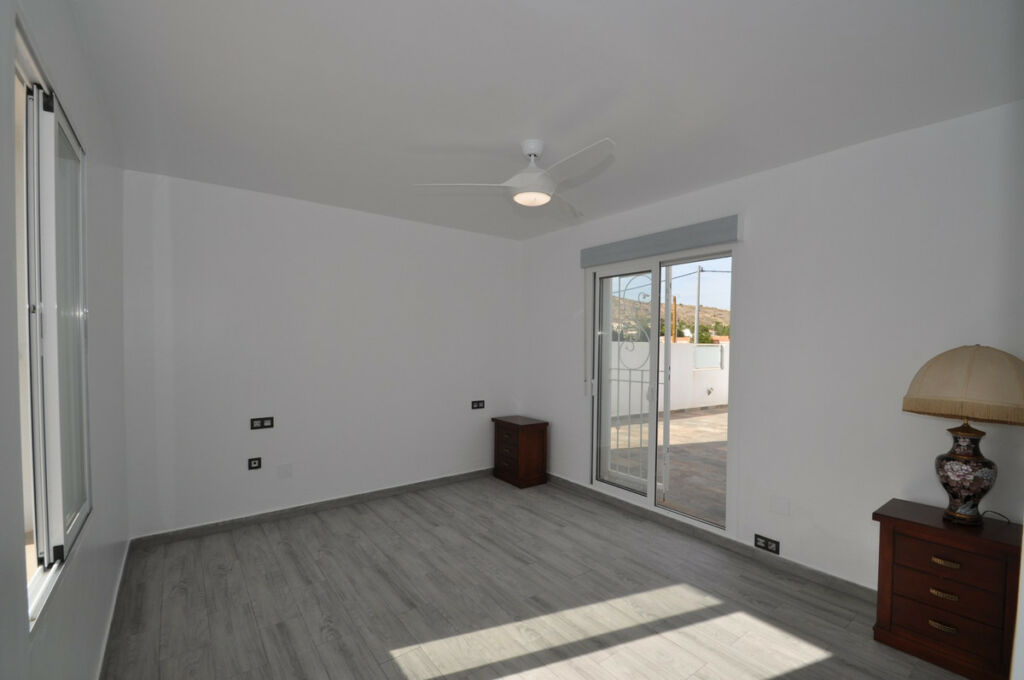Townhouse Fortuna Murcia - image 7