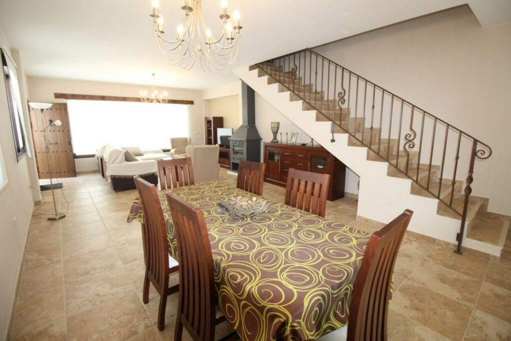Semi-Detached House Salares Málaga - image 7