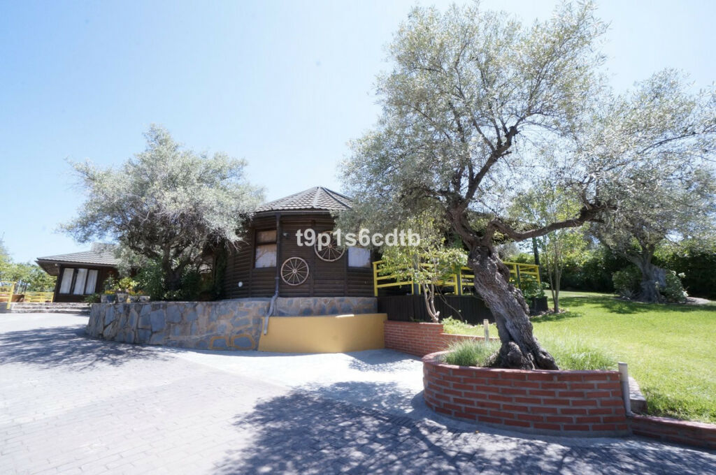 Detached Villa Monda Málaga - image 71