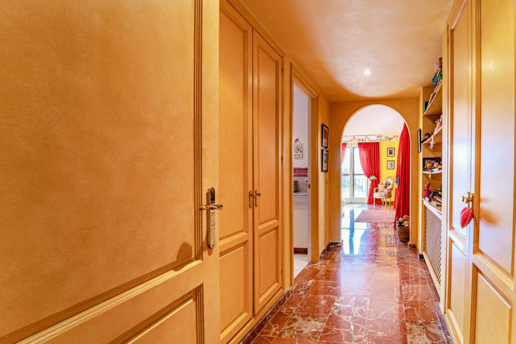 Detached Villa Benahavís Málaga - image 72