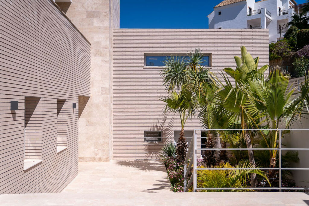 Detached Villa Los Arqueros Málaga - image 72