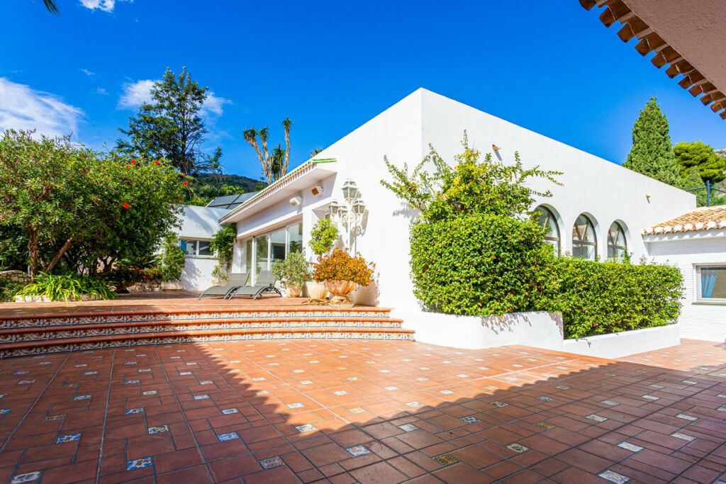 Detached Villa Benalmadena Málaga - image 76