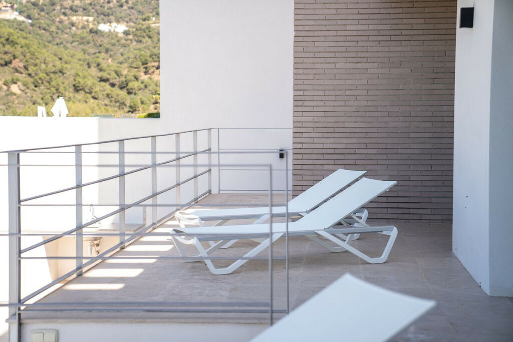 Detached Villa Los Arqueros Málaga - image 77