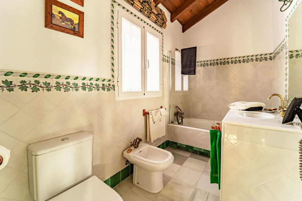 Detached Villa Benahavís Málaga - image 77