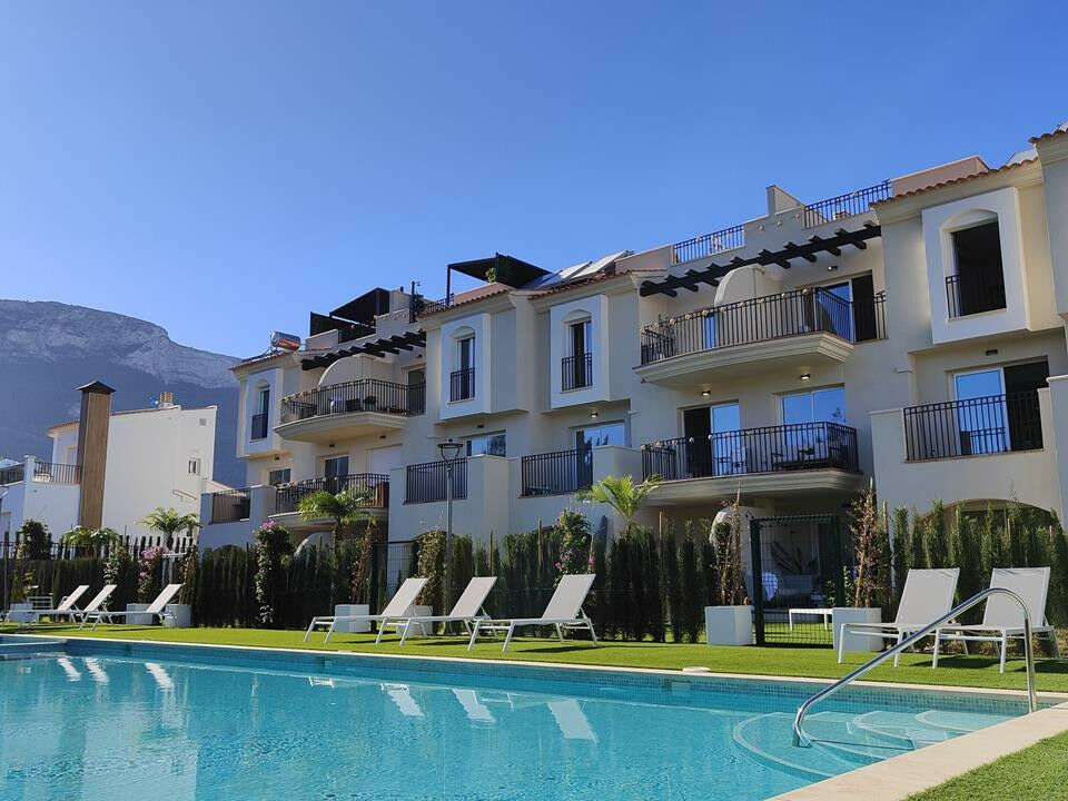 Middle Floor Apartment Denia Alicante - image 8
