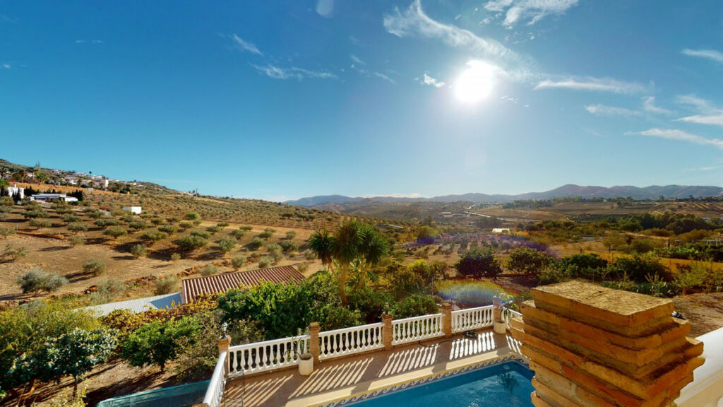 Detached Villa Alcaucín Málaga - image 8